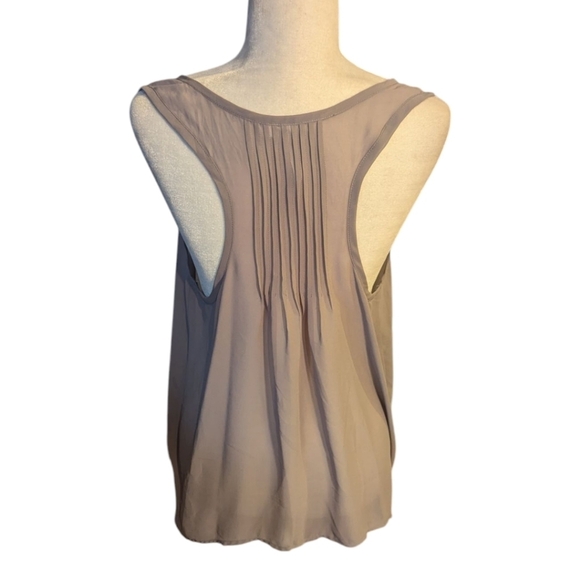Taupe Neutral Sheer Sleeveless Top Gold Sequin Accents Bella Swan Vibes Sz m - Picture 4 of 8